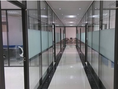 南京双层玻璃隔断装修的注意的事项以及安装的技巧